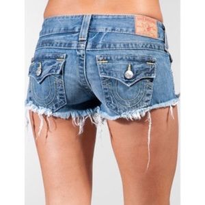 TRUE RELIGION “JOEY” denim cut-off shorts!